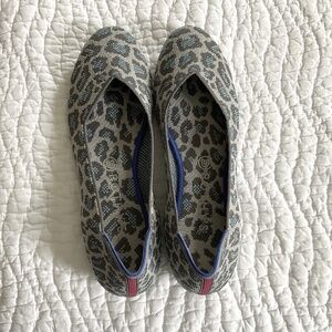 Rothy’s grey spotted flats